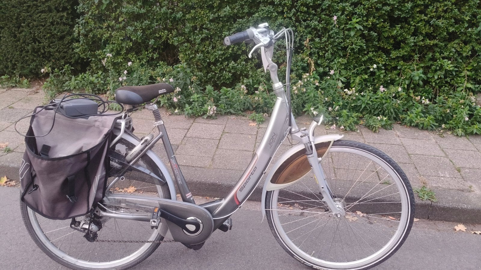Mooie en handige Sparta ION elektrische damesfiets -, Ophalen, Zo goed als nieuw, Sparta, Versnellingen