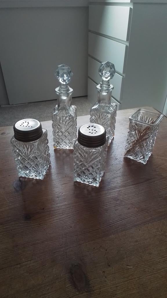 Olie en azijn stelletje . Diamant kruis motief van persglas, Ophalen