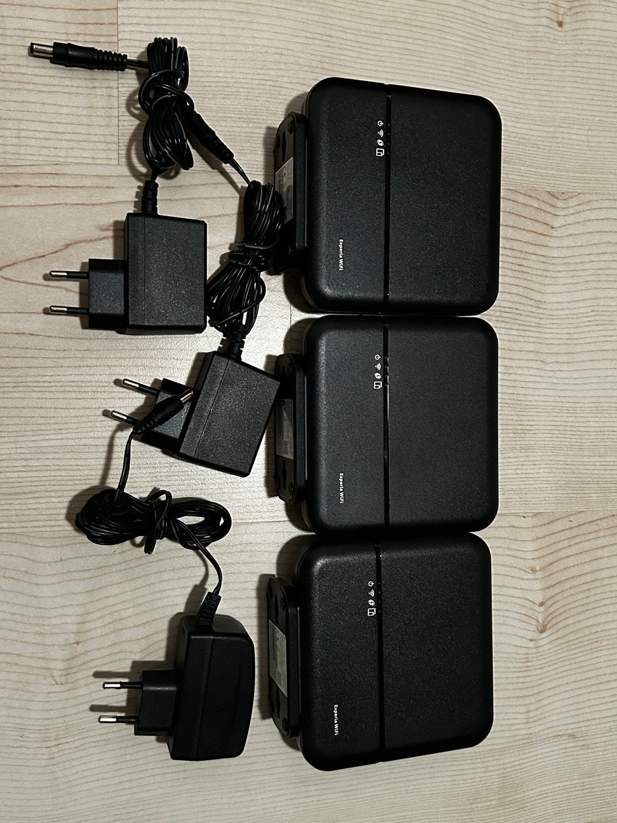 Experia WiFi versterkers (3 stuks) met adapters, Computers en Software, Ophalen of Verzenden, Zo goed als nieuw, Router