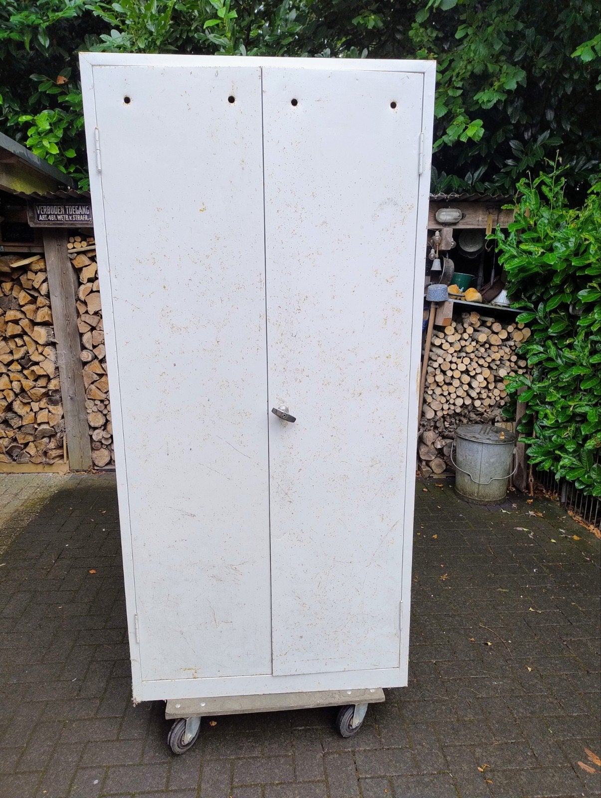 stalen kast, Gebruikt, 150 tot 200 cm, 25 tot 50 cm, Ophalen