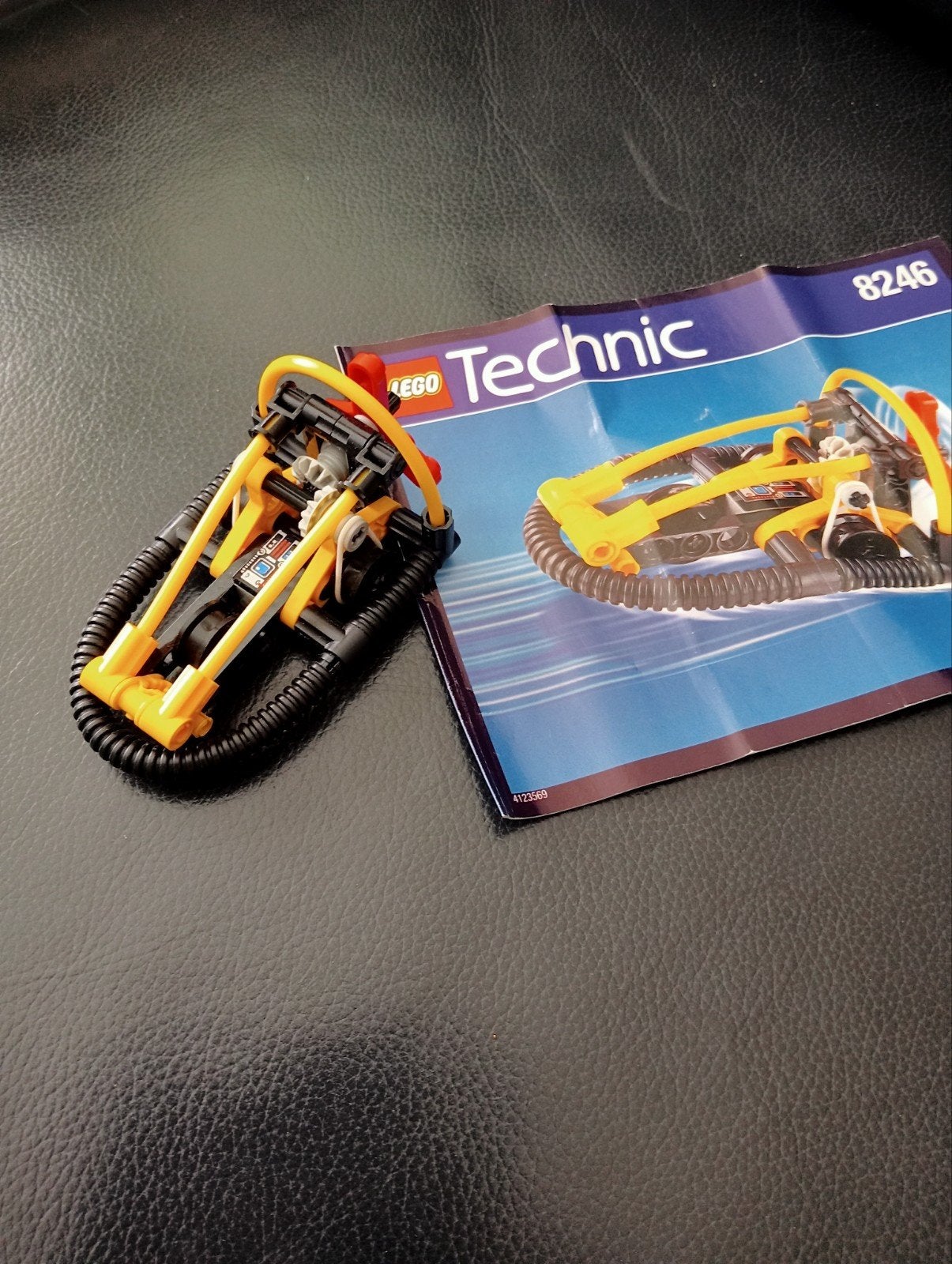 Lego Technic 8246 - Hydro Racer (100% compleet met boekje), Ophalen of Verzenden, Zo goed als nieuw