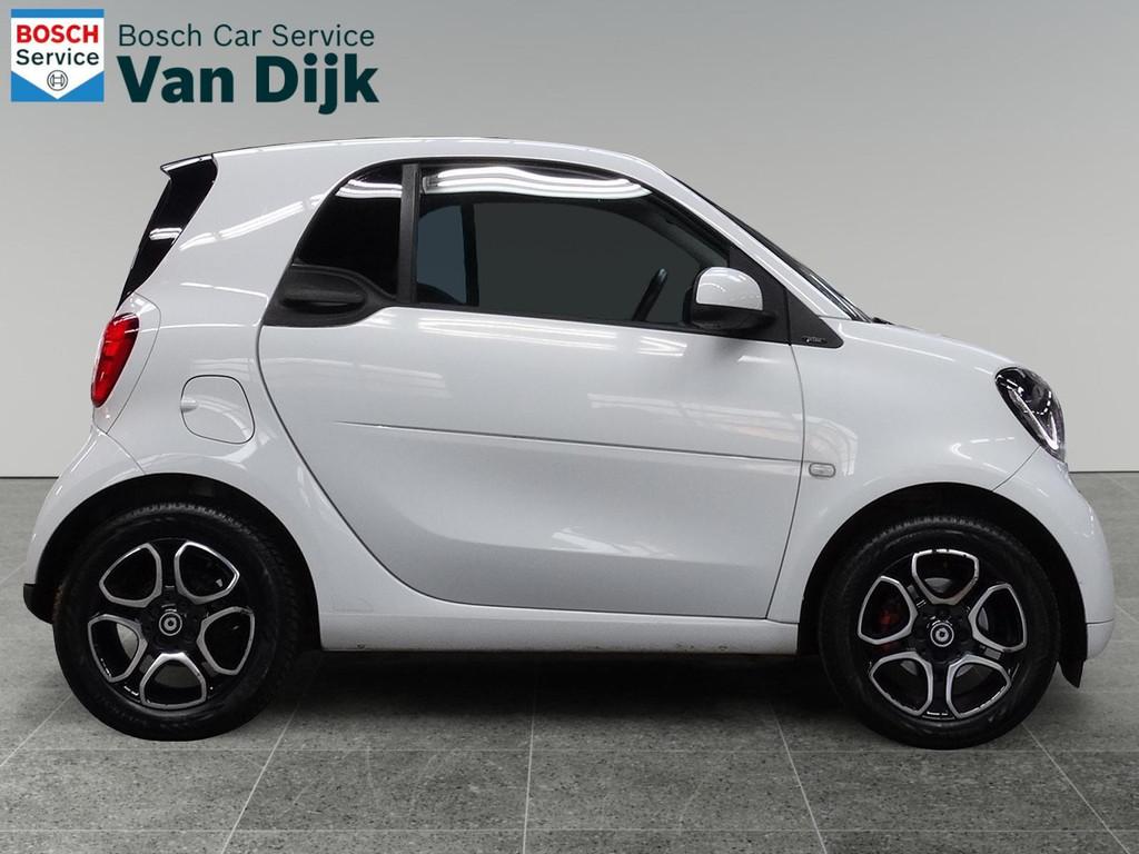 Smart fortwo 1.0 Prime automaat / Panorama / Leder / Carplay, Automaat, Achterwielaandrijving, Gebruikt, Euro 6