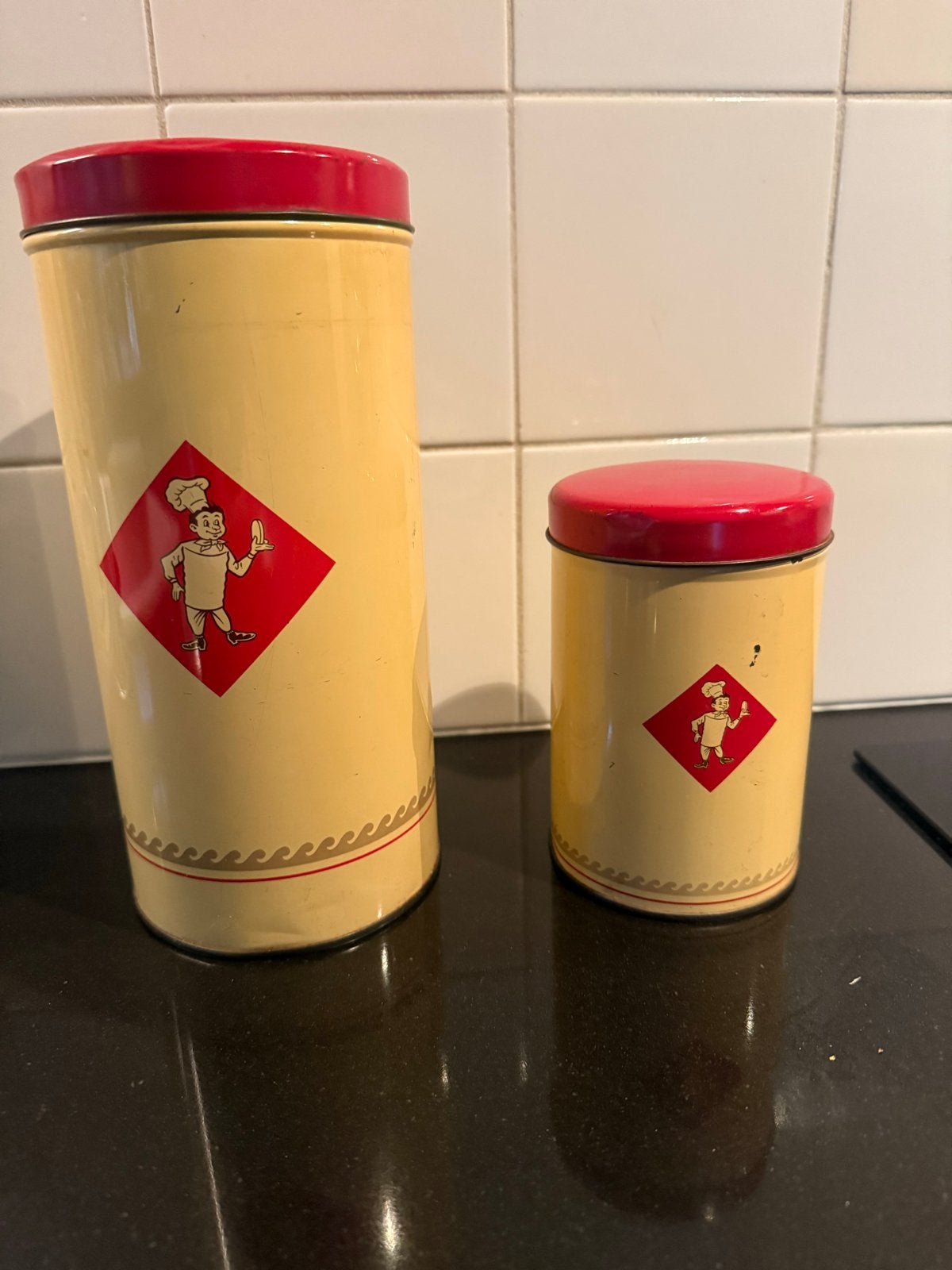 Beschuitbus en een kleine ( ECHTE BOLLETJE), Ophalen of Verzenden