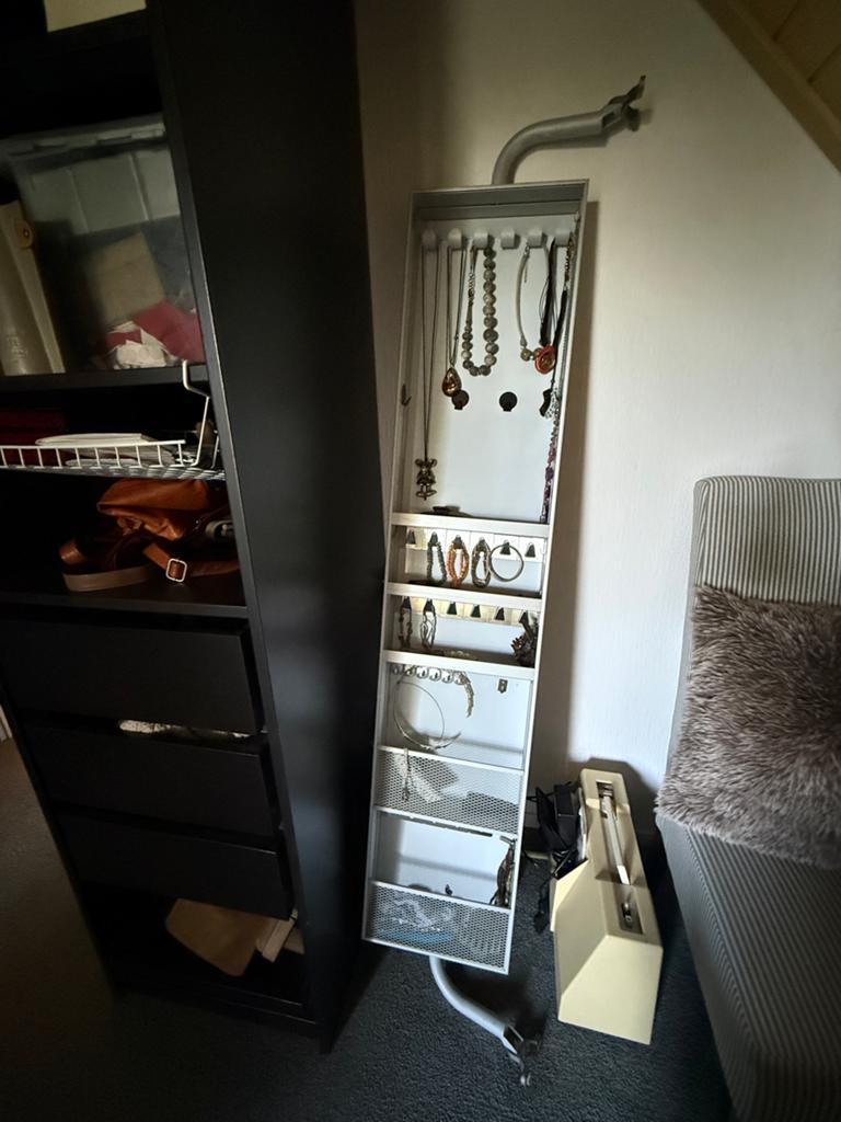 Sieradenkast met spiegel - Handig en ruimtebesparend, Ophalen, Minder dan 50 cm, Gebruikt, 150 tot 200 cm