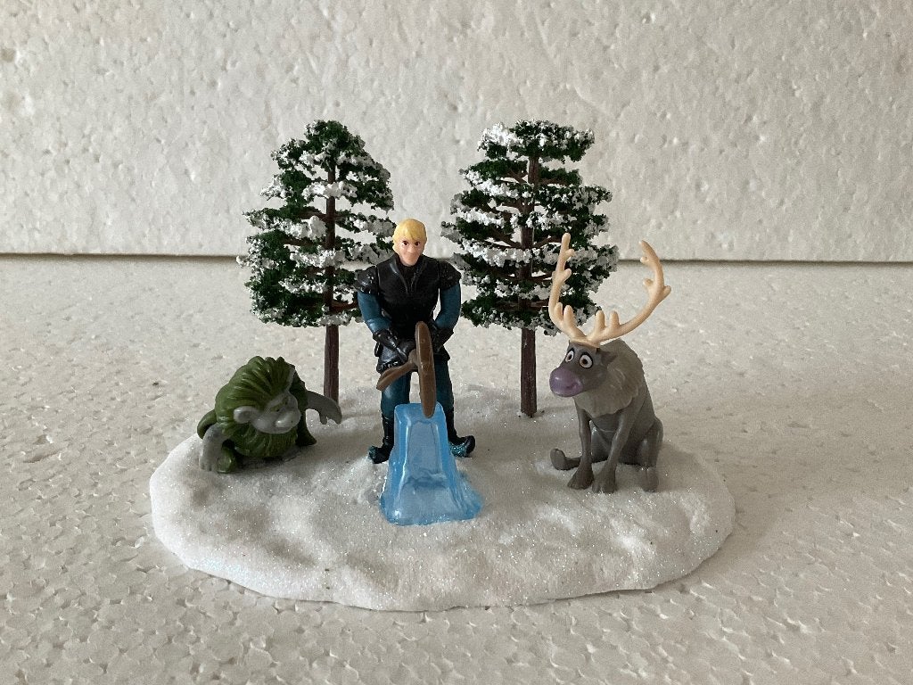 Disney Frozen - beeldje - kerstdorp, Verzamelen, Disney, Ophalen of Verzenden, Overige figuren, Zo goed als nieuw, Beeldje of Figuurtje