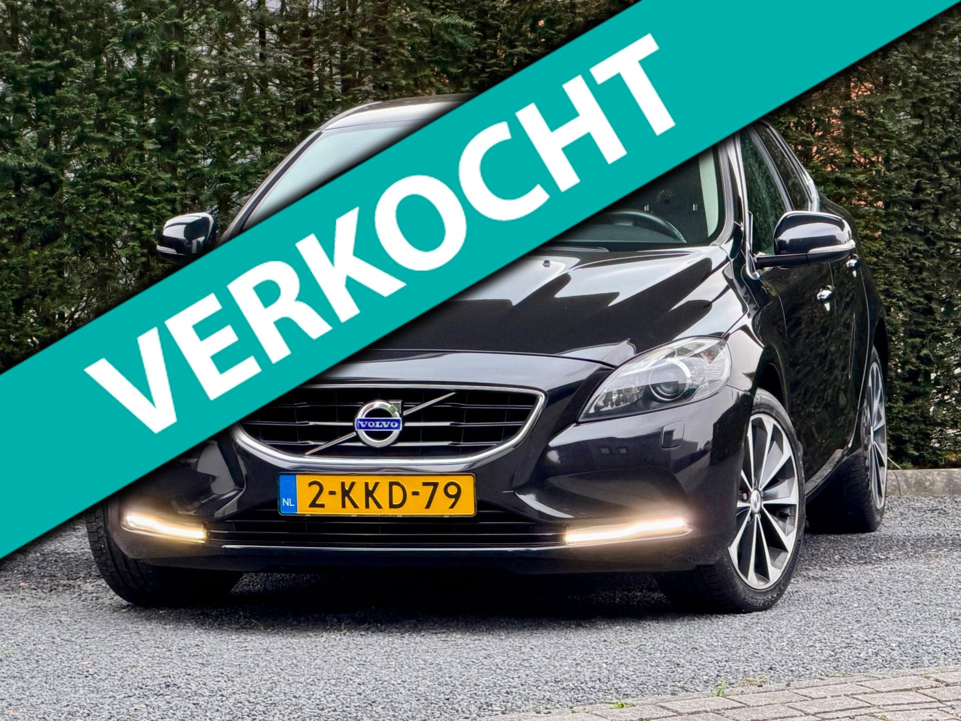 Volvo V40 1.6 T3 Summum | CAMERA | STOELVERW. | DEALER OH, Auto's, Voorwielaandrijving, Gebruikt, 4 cilinders, 150 pk