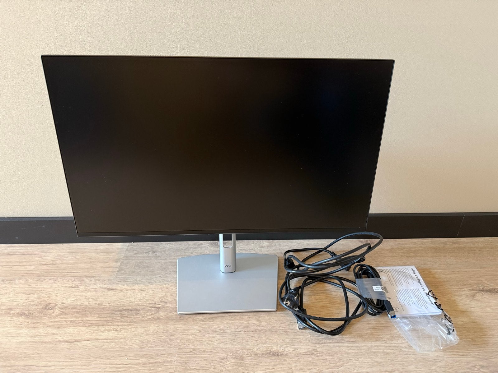 Dell P2425H 24 inch Full HD IPS Monitor, Computers en Software, Monitoren, Zo goed als nieuw, 61 t/m 100 Hz, DisplayPort, In hoogte verstelbaar