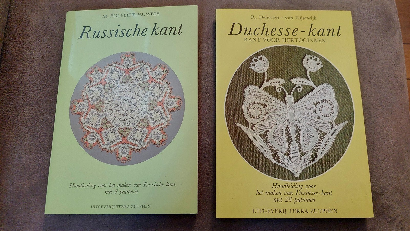 8 Boeken over Kantklossen: Russische, Duchesse, Lint, Brugs, Ophalen of Verzenden, Gelezen, Overige onderwerpen, Diverse auteurs