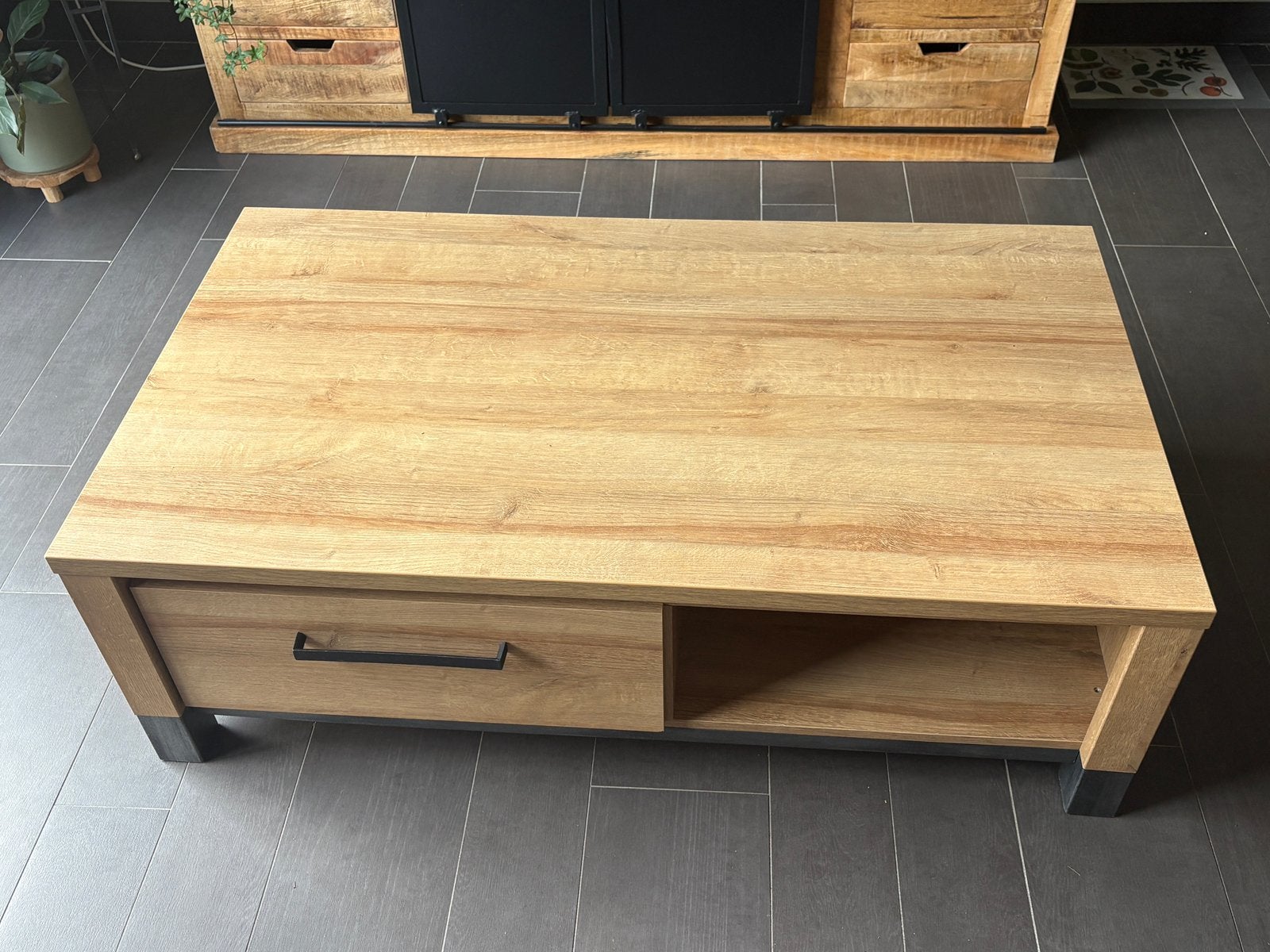 Salontafel, Ophalen