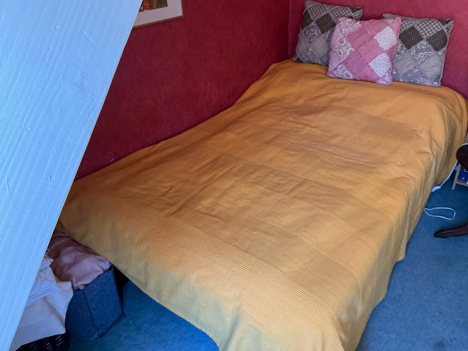 Slaapbank /- Gebruikt - B 140 cm L 205 cm, Ophalen, Gebruikt, Eenpersoons, Meerkleurig