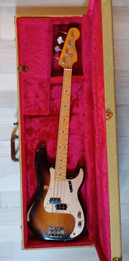 Fender Road Worn '50s Precision Bass, Muziek en Instrumenten, Snaarinstrumenten | Gitaren | Bas, Ophalen, Gebruikt, Elektrisch