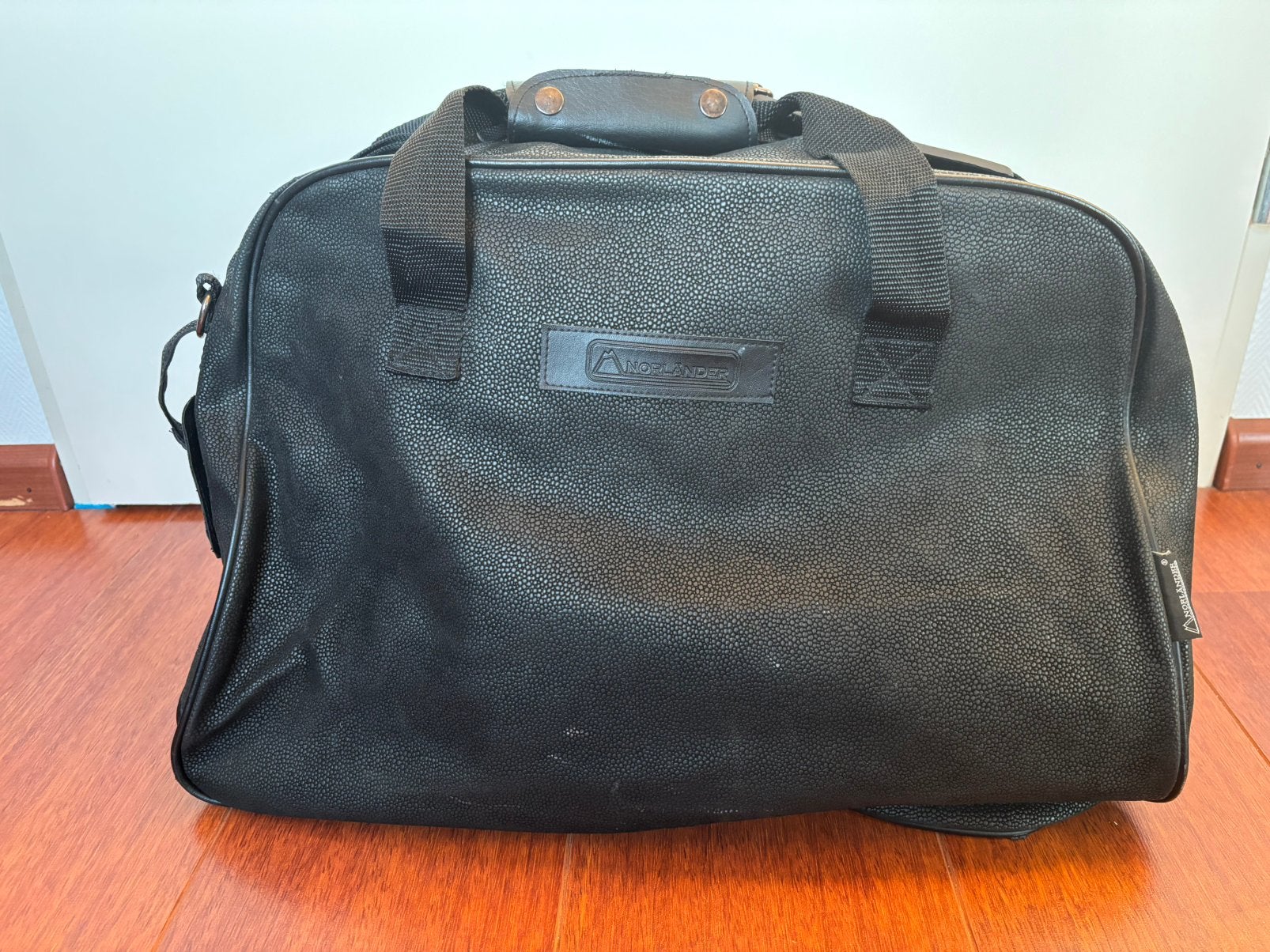 Norländer reistas / sporttas, Gebruikt, 15 inch, Ophalen of Verzenden, Zwart