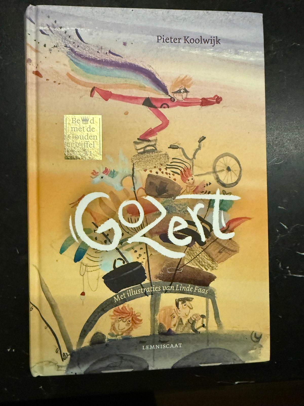 Gozert - Pieter Koolwijk (Bekroond met de Gouden Griffel), Boeken, Ophalen of Verzenden, Zo goed als nieuw, Fictie algemeen