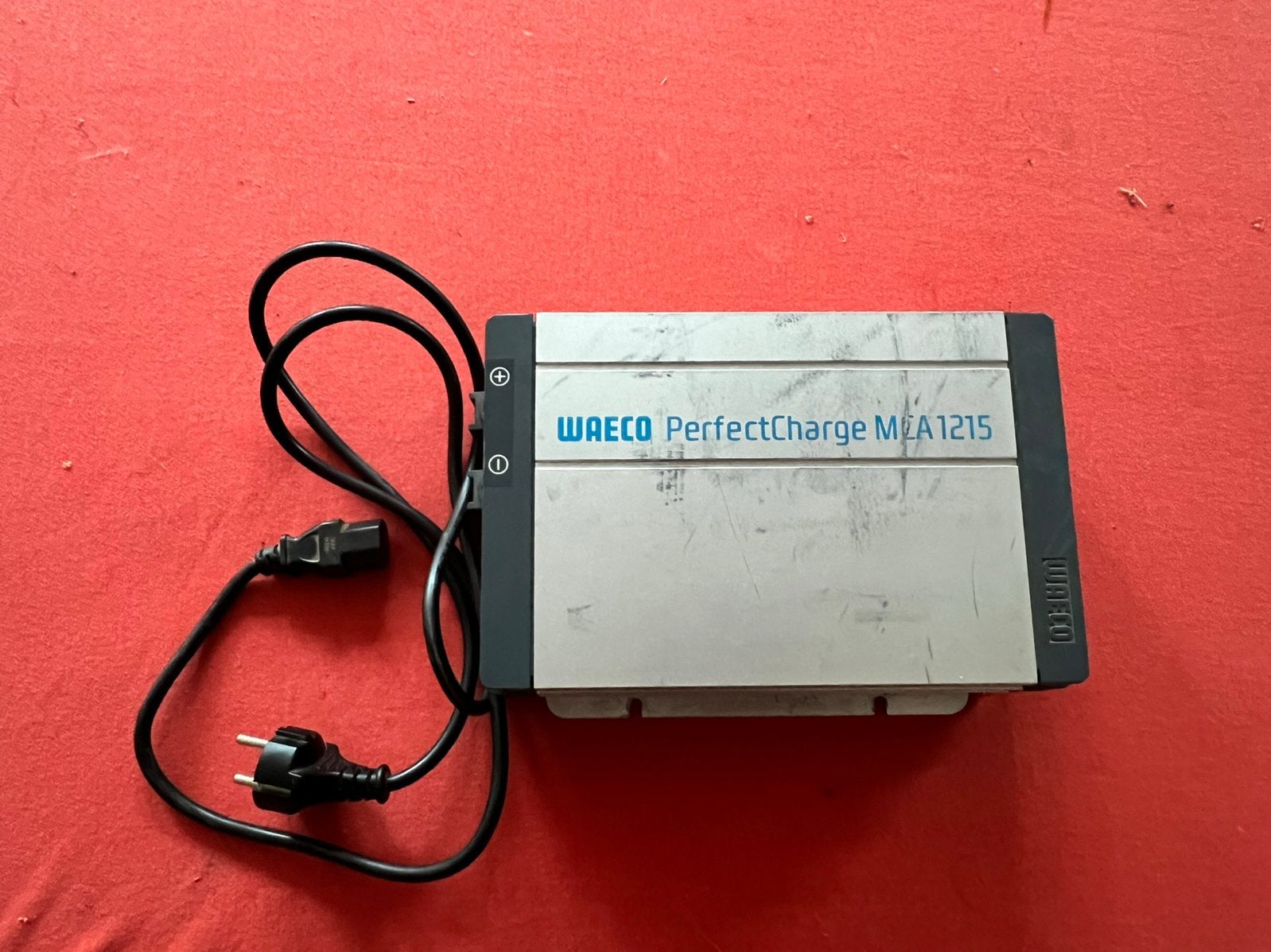 Waeco PerfectCharger MCA 1215