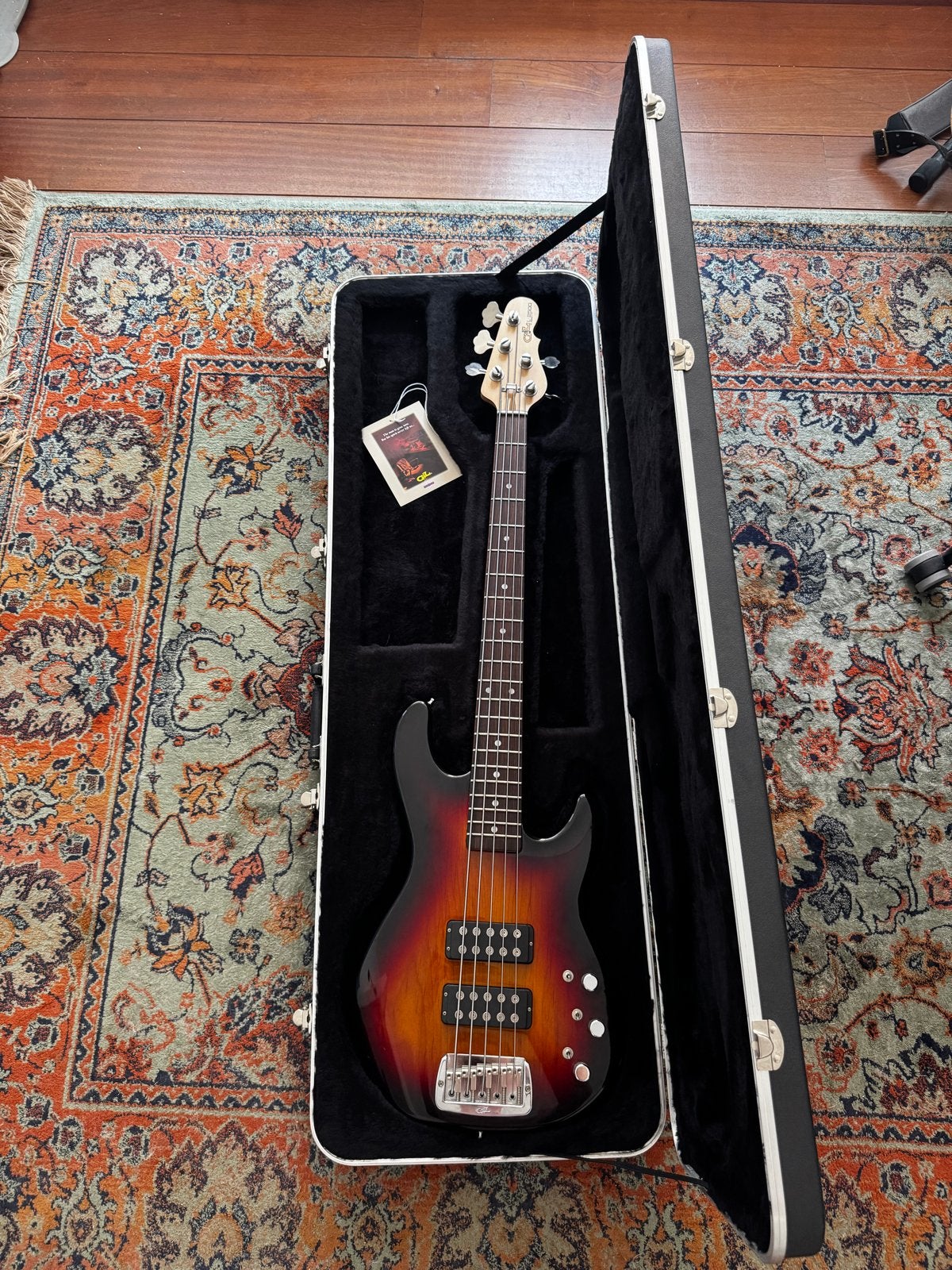 G&L L-2500 USA 5-snarige basgitaar, Ophalen, Zo goed als nieuw, Elektrisch, 5-snarig