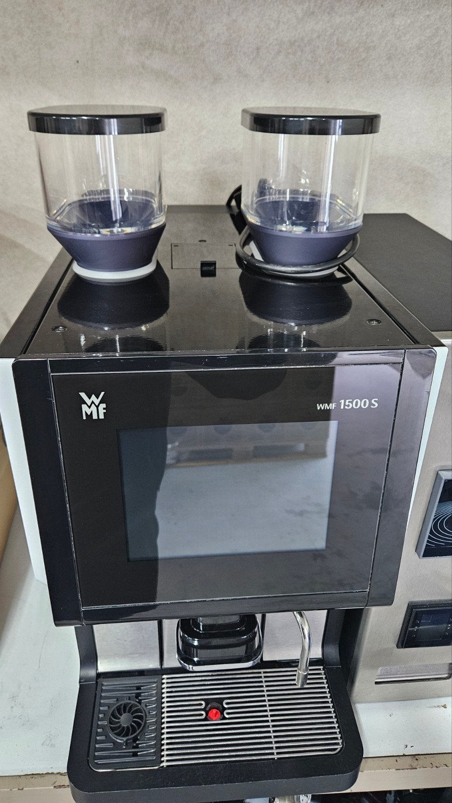 WMF 1500s gereviseerd, verse melk en twee koffiebonen., Witgoed en Apparatuur, Koffiezetapparaten, Ophalen, 10 kopjes of meer