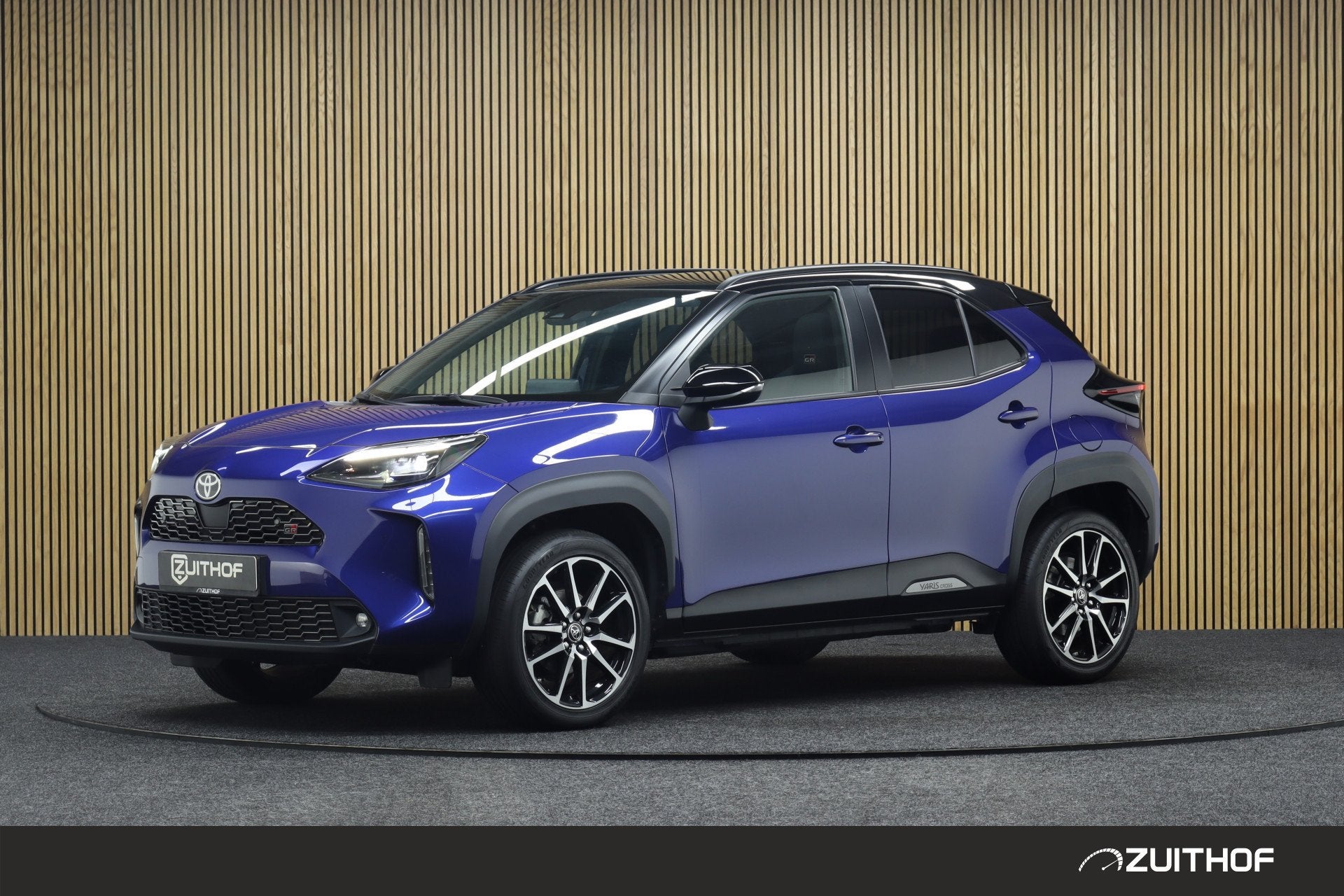 Toyota Yaris Cross 1.5 Hybrid GR Sport | Panoramadak | Parke, Auto's, Dealer onderhouden, Gebruikt, Blauw, 49 €/maand