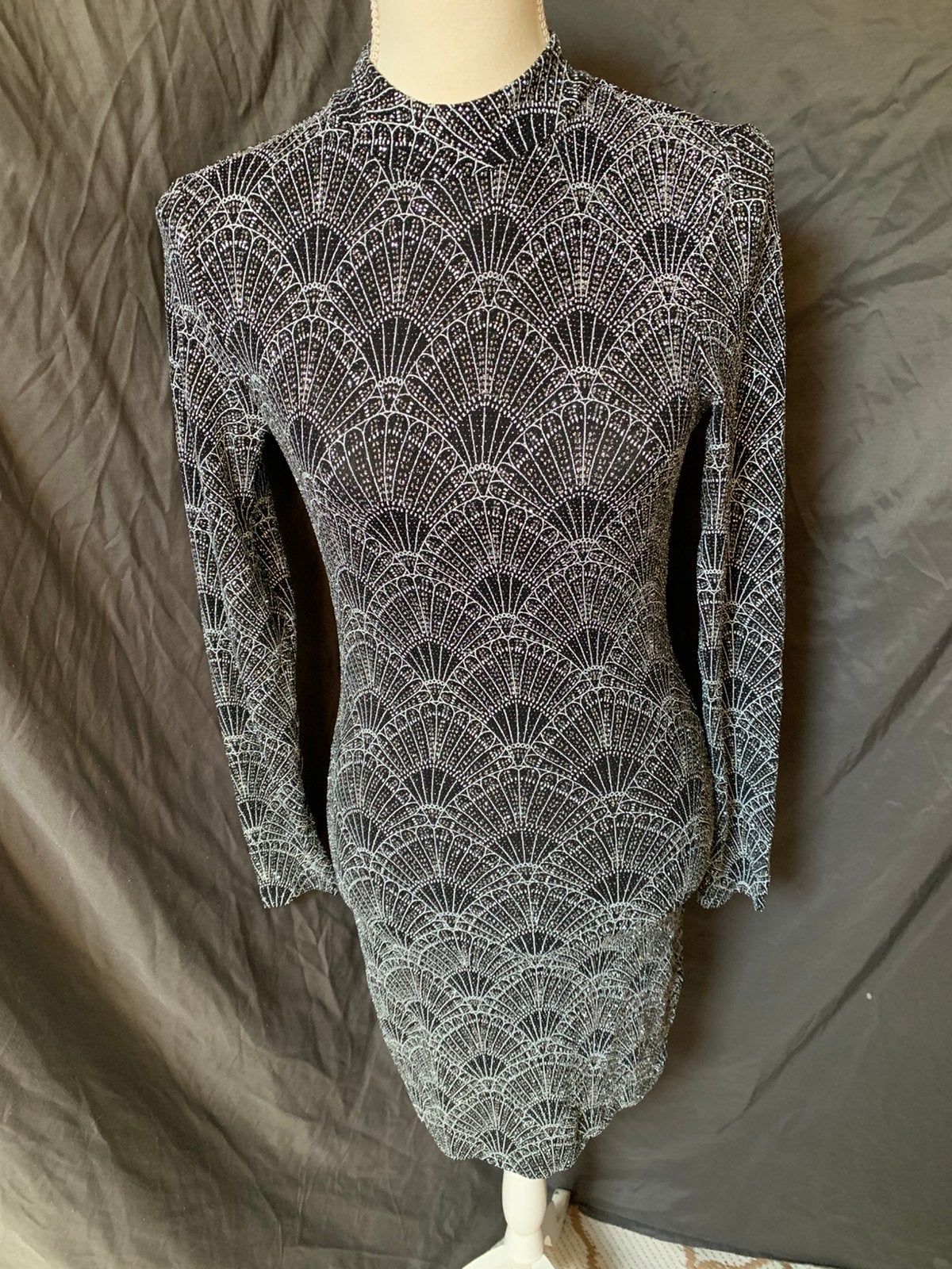 Zwarte glitter feest jurk, Kleding | Dames, Jurken, Maat 38/40 (M), Zwart, Nieuw, Ophalen of Verzenden