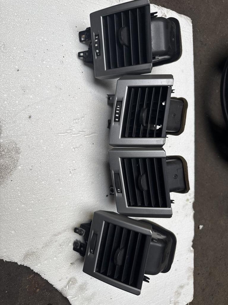 Range Rover Sport L320 dashboard luchtrooster, -, Ophalen of Verzenden, -, Gebruikt