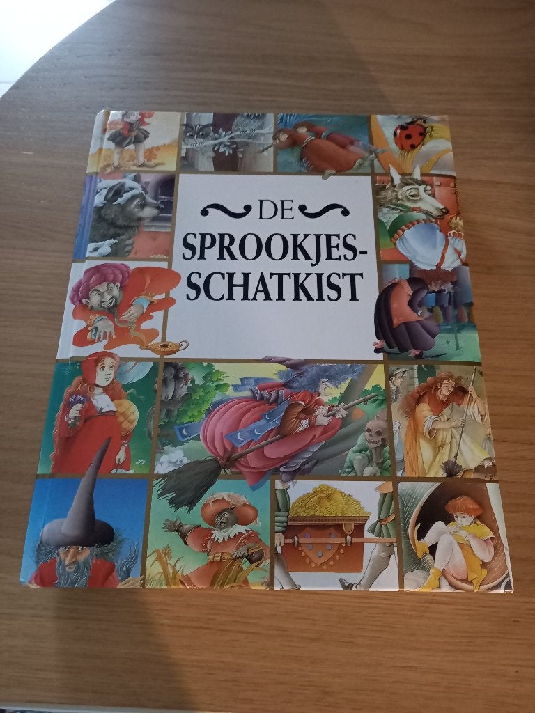 de sprookjesschatkist, dik groot boek, Ophalen of Verzenden, Gelezen, Fictie algemeen