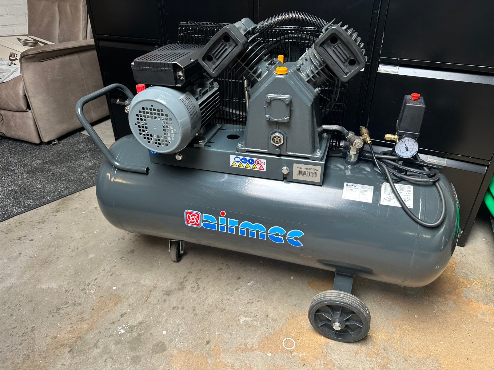 Airmec compressor 100l 3pk, Doe-het-zelf en Verbouw, Compressors, 100 liter of meer, Ophalen, Zo goed als nieuw, Minder dan 200 liter/min