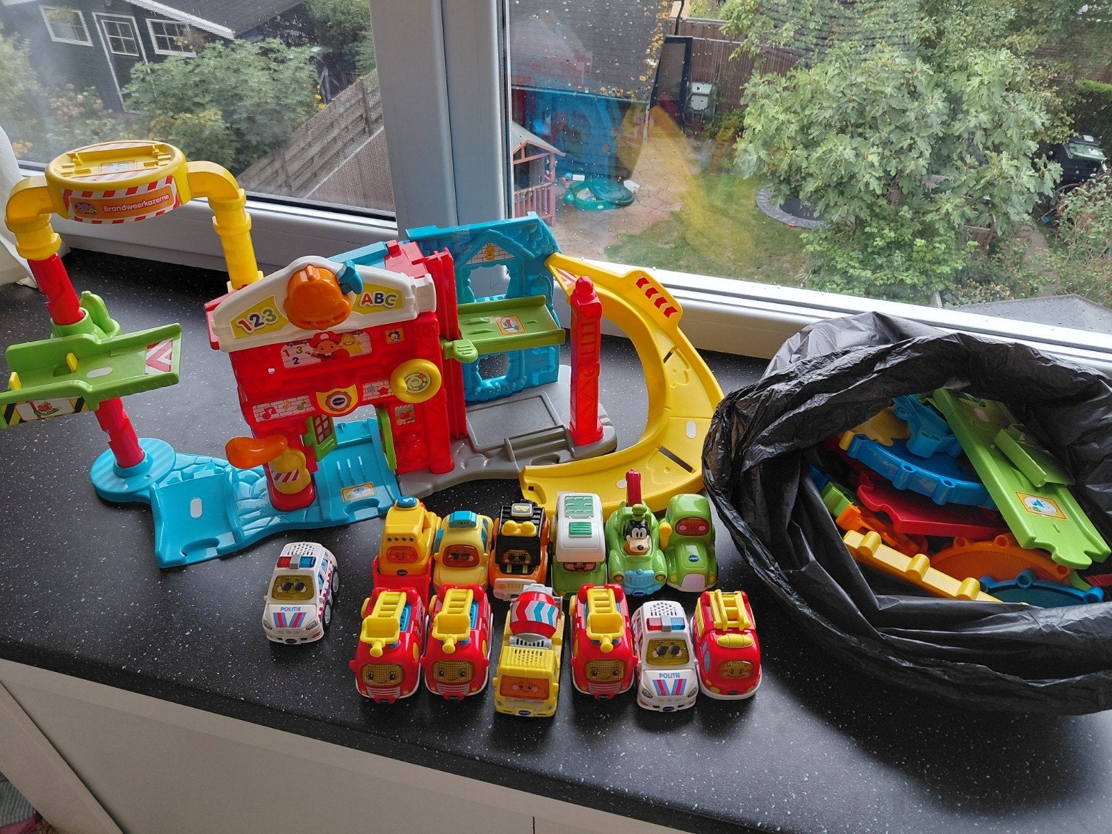 Toet toet auto's, Ophalen, 2 tot 4 jaar