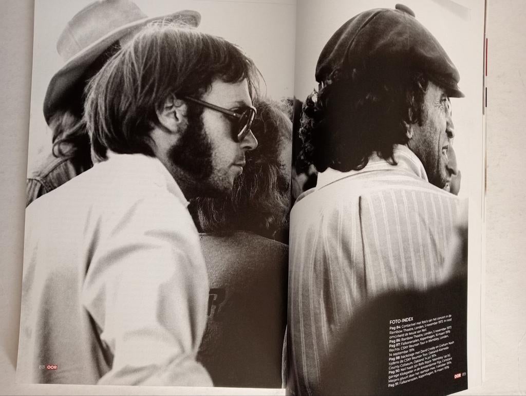 Anton Corbijn Gijsbert Hanekroot Neil Young Golden Earring, Boeken, Ophalen of Verzenden, Gelezen, Fotografen