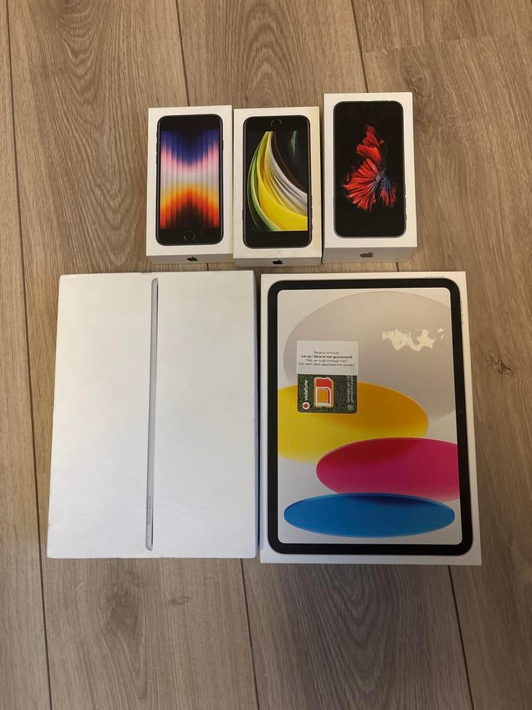 Lege iPad en iPhone dozen, Computers en Software, Apple iPads, Gebruikt, Apple iPad, Wi-Fi en Mobiel internet, 10 inch, 256 GB