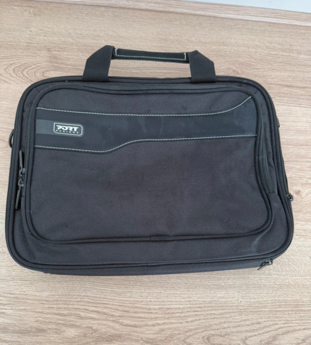 Zwarte laptoptas van Port Designs, Computers en Software, Gebruikt, Handvat, Ophalen of Verzenden, 14 inch
