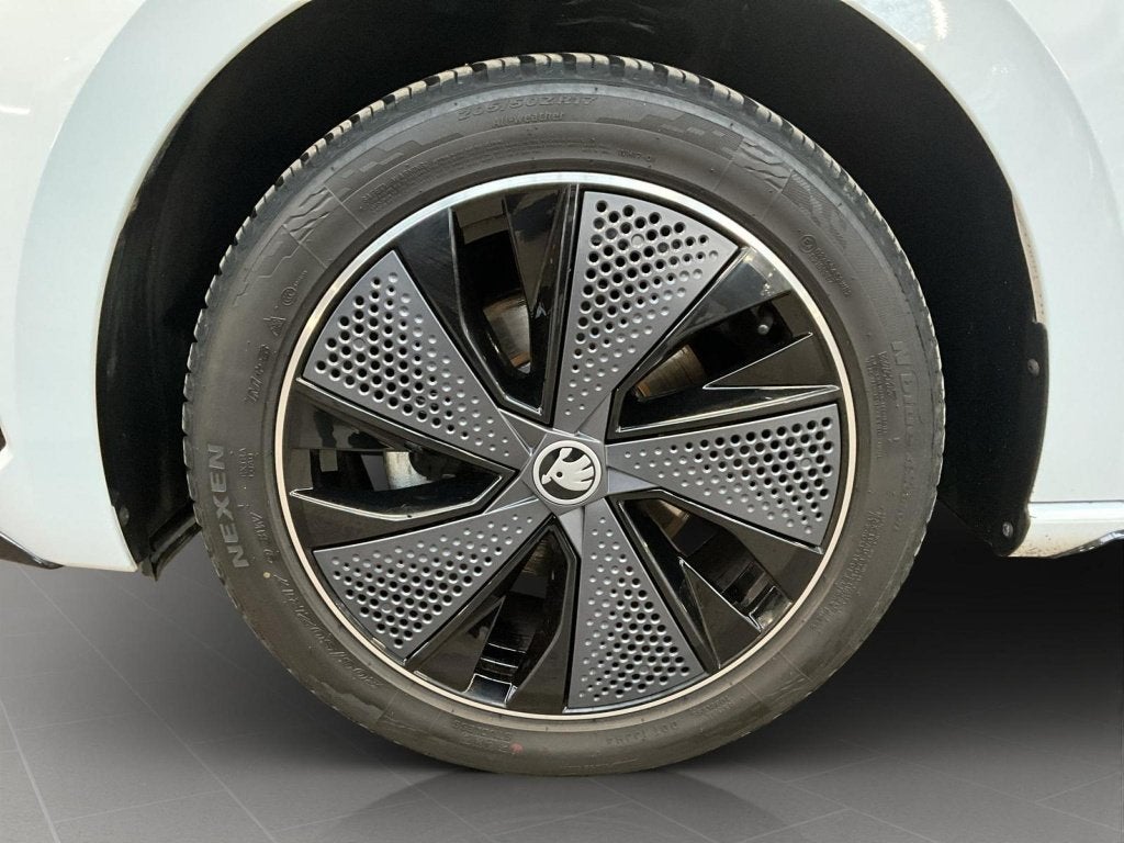 Originele Skoda Aero Wielcovers –Set van 4, Ophalen, Gebruikt, Banden en Velgen, 17 inch