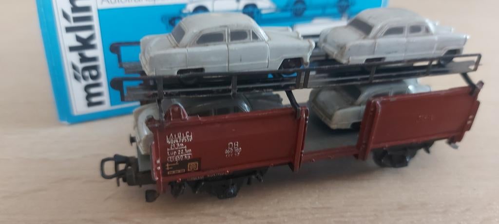 Märklin DB autotransportwagen 4 Ford Taunus 12m in ovp, Wisselstroom, Wagon, Ophalen of Verzenden, Zo goed als nieuw