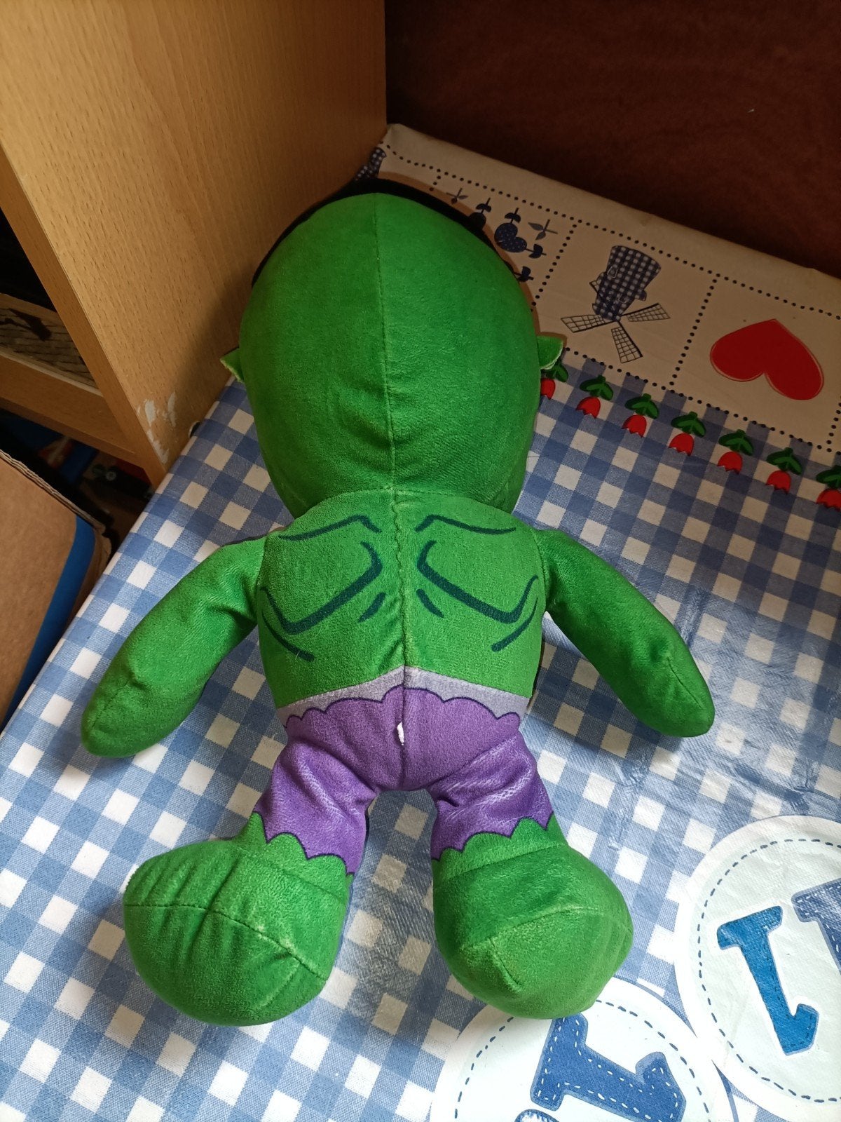 Hulk knuffel 33 cm groot, Ophalen of Verzenden, Zo goed als nieuw, Overige typen