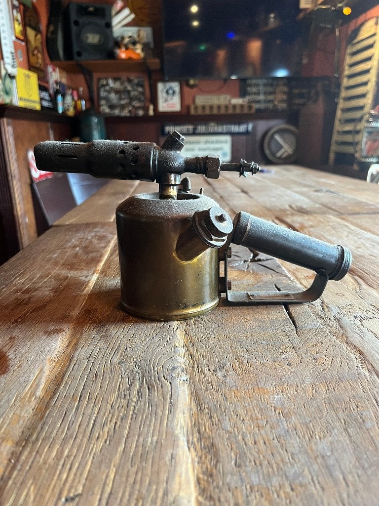 Oude brander met reservoir, decoratie | Café Kremer K049, Ophalen, Gebruikt