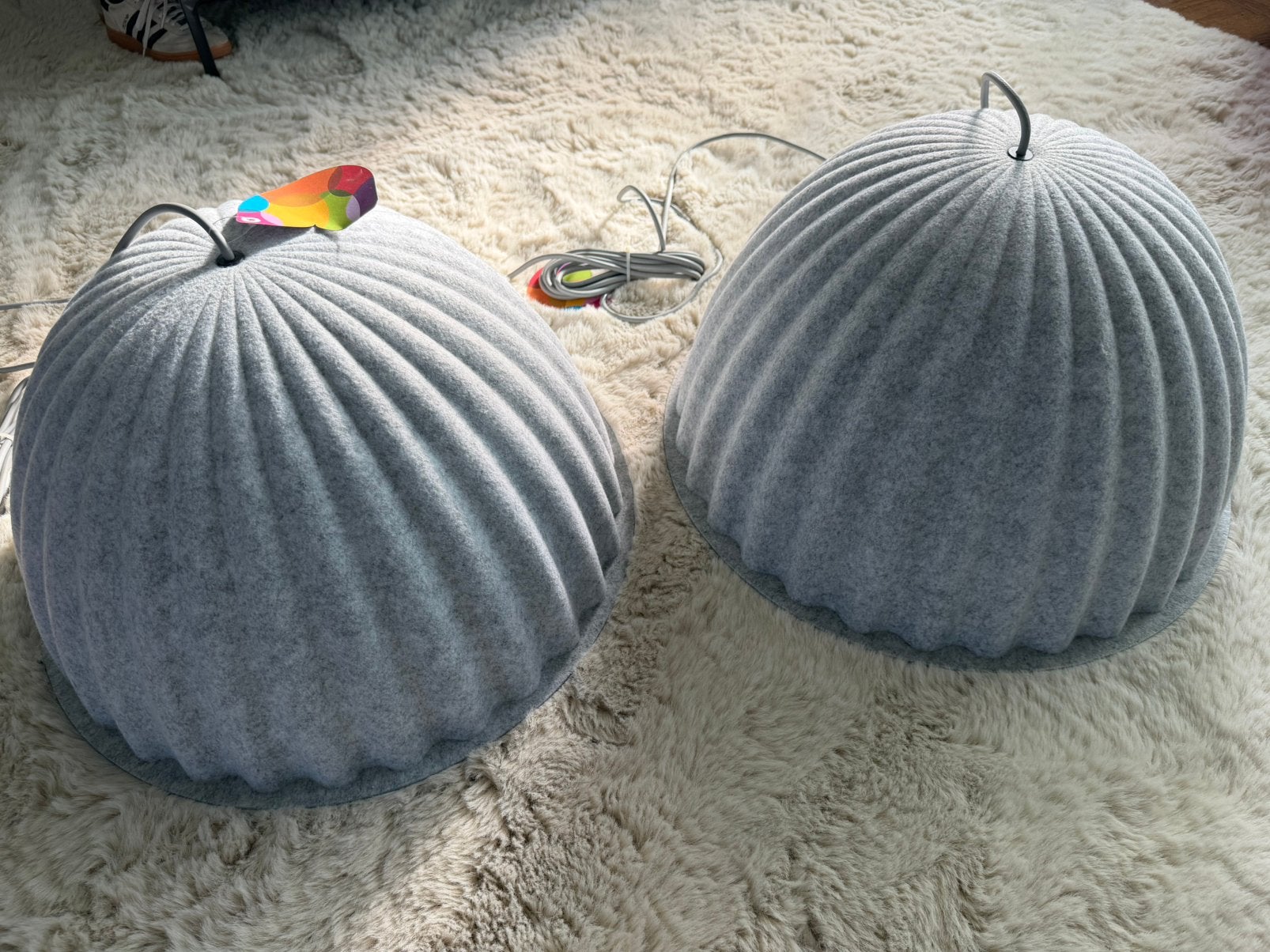 2 Muuto design hanglampen, Huis en Inrichting, Ophalen, Zo goed als nieuw