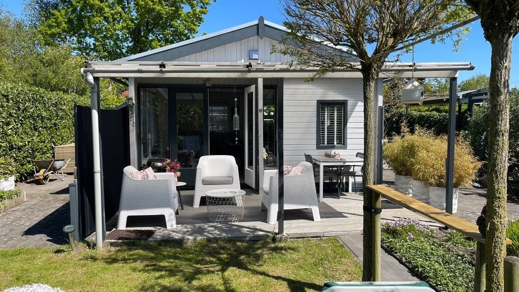 volkstuin tuinhuis Rotterdam Nesselande, Tuin en Terras, Tuinhuizen, Gebruikt, Tuinhuis, Hout, 500 cm of meer, 200 tot 400 cm