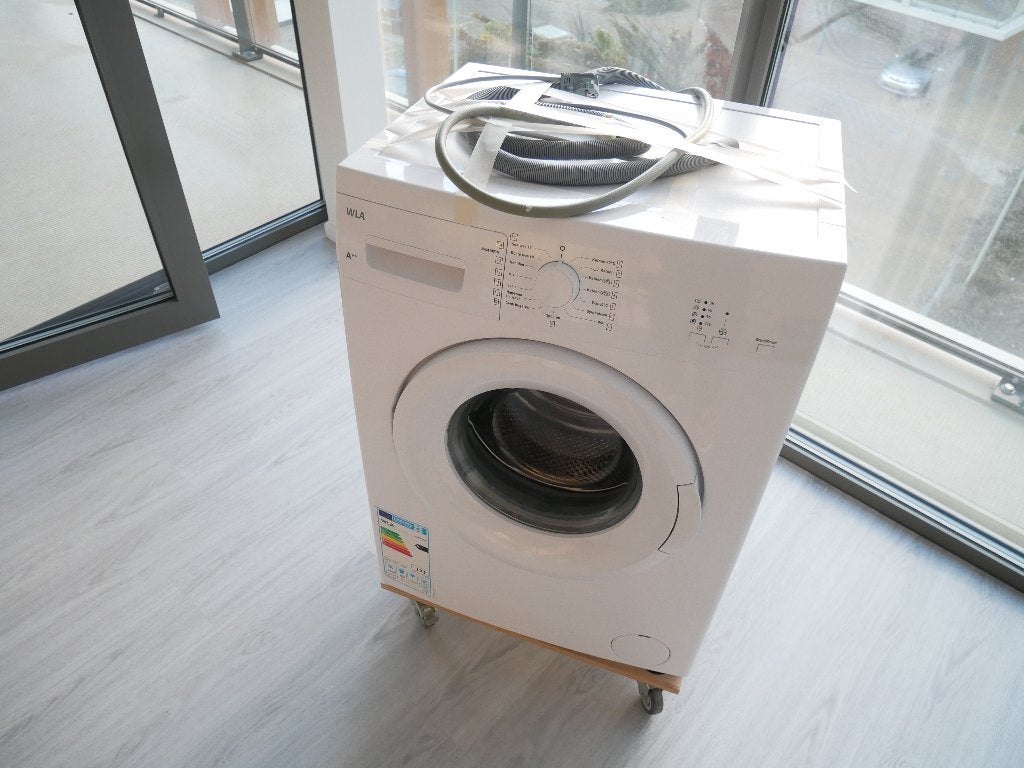 Te koop: Wasautomaat WLA 6WM 1000 M – 6 kg, Minder dan 1200 toeren, Ophalen of Verzenden, Zo goed als nieuw, Voorlader
