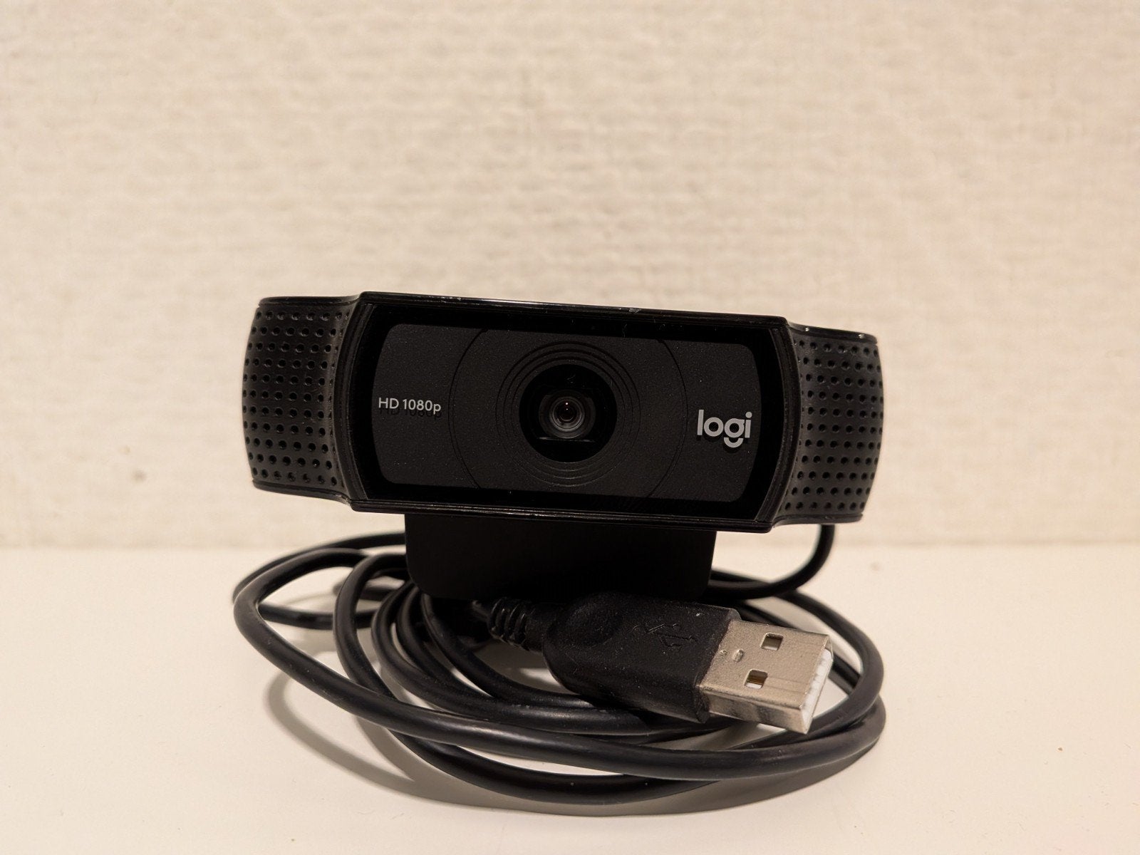 Logitech HD 1080p Webcam - Zo goed als nieuw, Computers en Software, Webcams, Logitech, Ophalen of Verzenden, Zo goed als nieuw