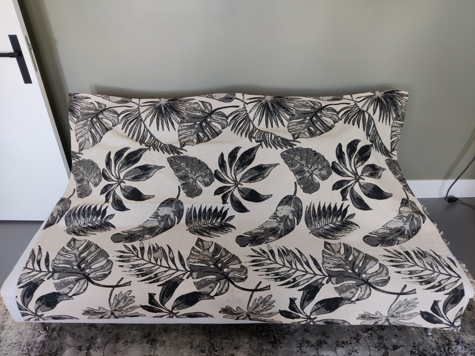 Karwei Tapijt met Bladprint - 121x173cm, 100 tot 150 cm, Ophalen of Verzenden, Zo goed als nieuw, Modern, Botanisch