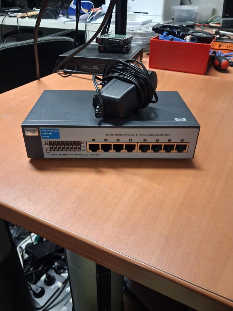 HP ProCurve 1800-8G J9029A switch, Computers en Software, Netwerk switches, Ophalen of Verzenden, Zo goed als nieuw