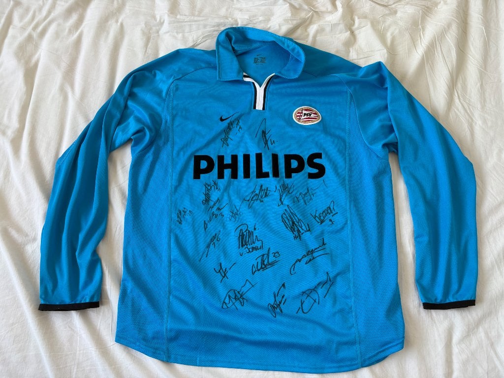 PSV uitshirt 01/02 gesigneerd door o.a. Van Bommel & Kezman, Verzamelen, Ophalen of Verzenden, Gebruikt, PSV, Shirt