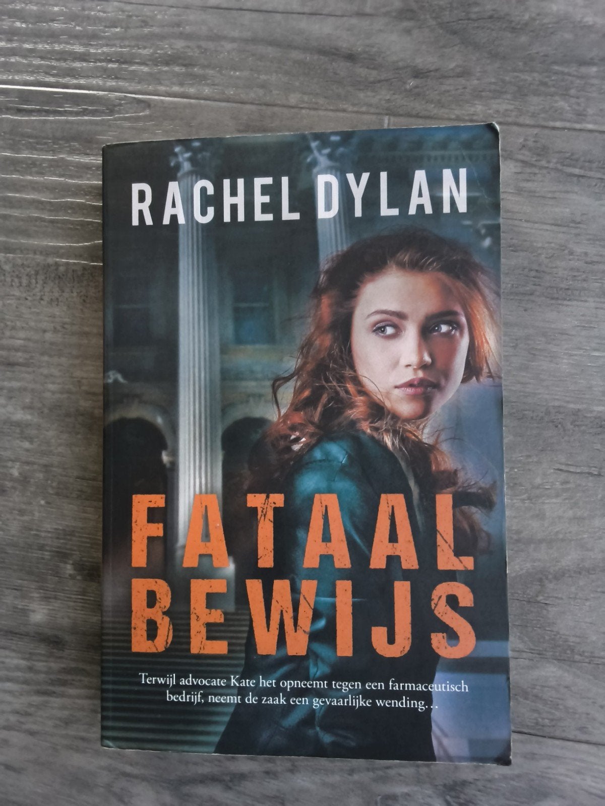 Rachel Dylan - Fataal bewijs, Ophalen of Verzenden, Gelezen, Rachel Dylan
