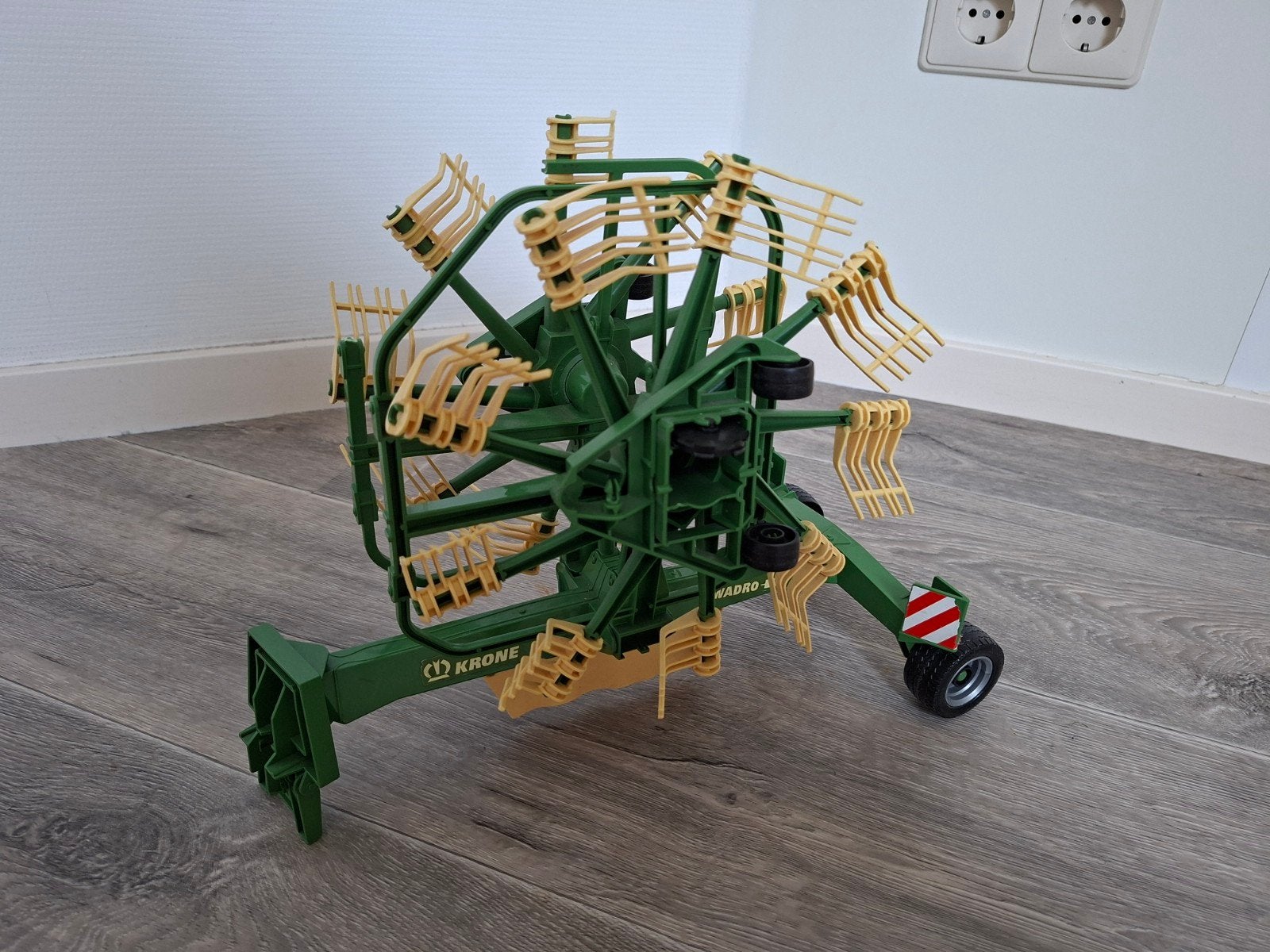 Bruder Krone Swadro 900 Hooi Hark Speelgoed, Ophalen, Gebruikt, Jongen of Meisje