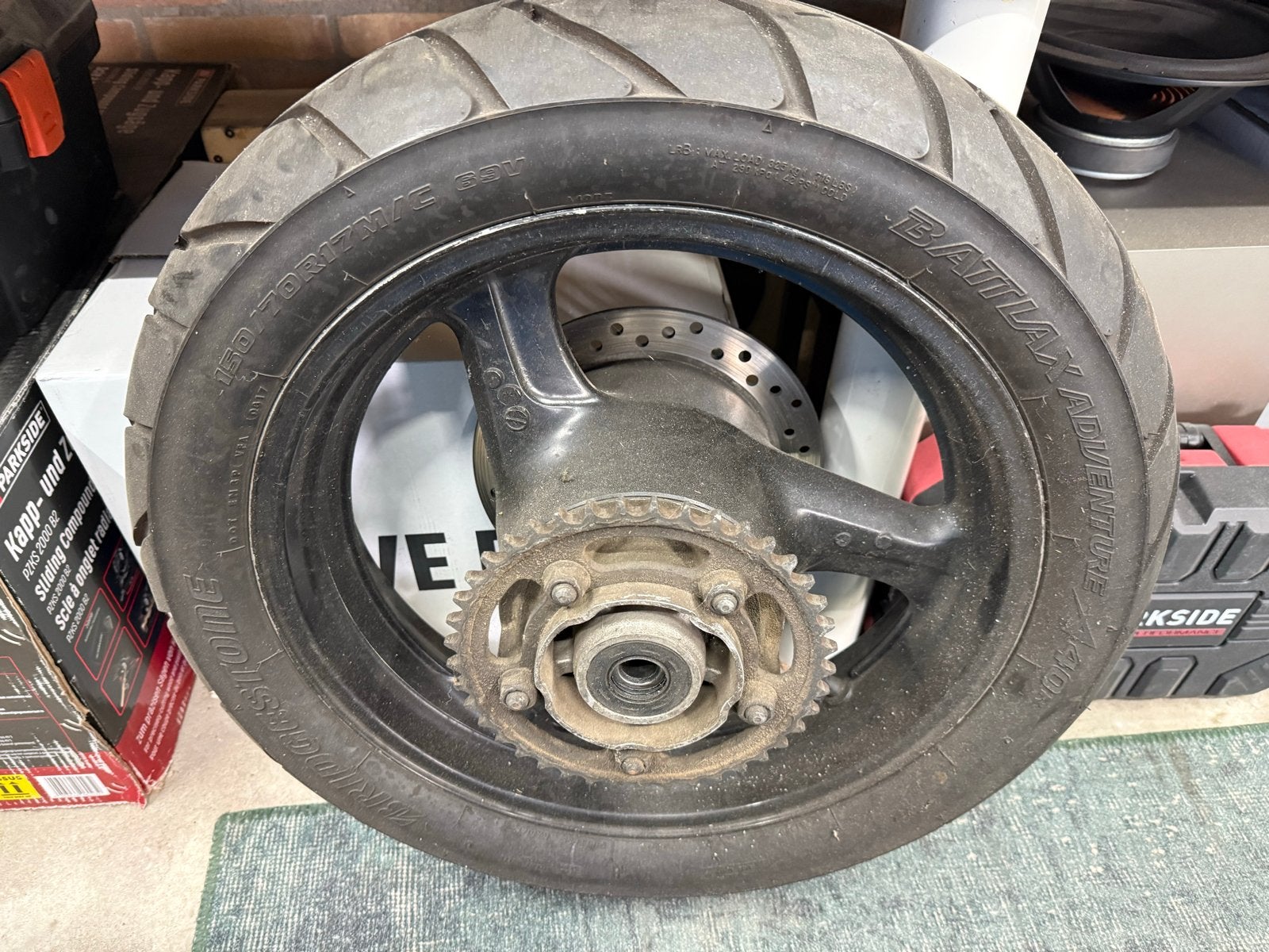 Honda Varadero XL 1000 Achterwiel met Bridgestone 150/70R17, Ophalen, Gebruikt