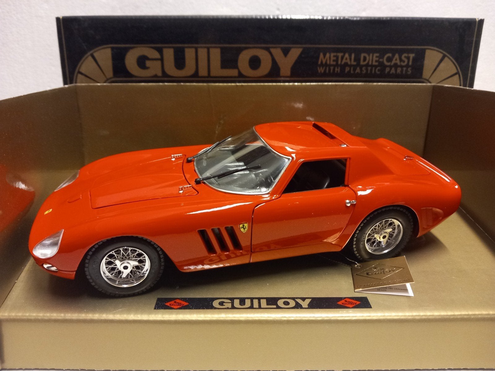 Ferrari 250 GTO 1964 rood Guiloy Gold metal 1:18 KRD, Ophalen of Verzenden, Zo goed als nieuw, Auto, Overige merken