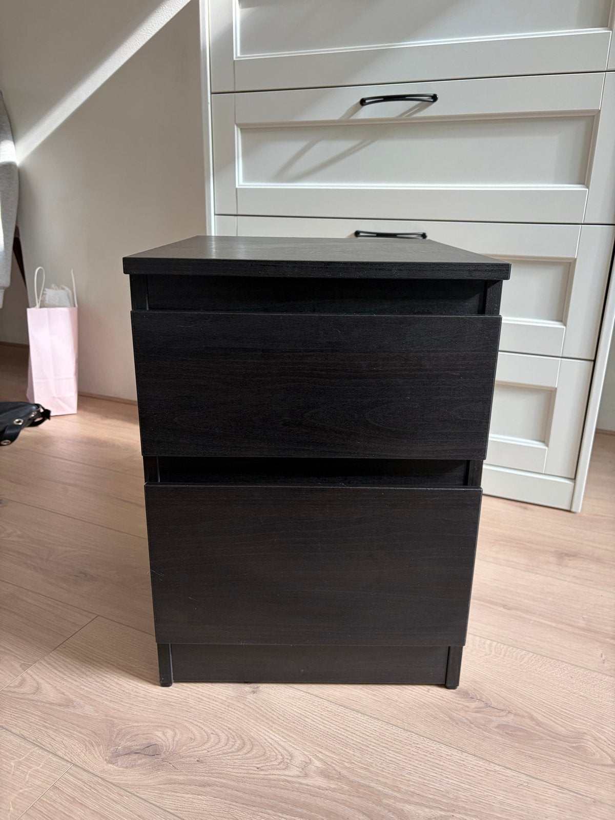 Donkerbruine ladekast met 2 laden IKEA, Ophalen, Minder dan 50 cm, Gebruikt, 1 of 2 laden