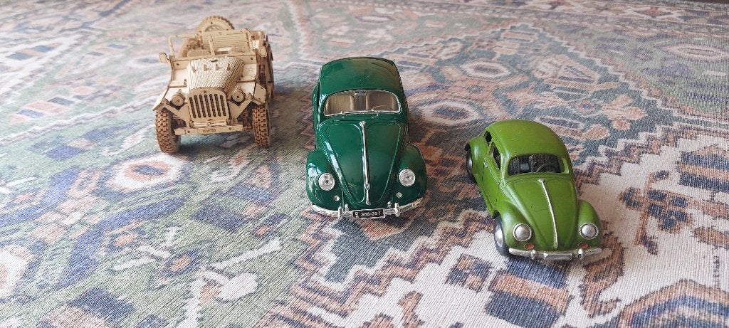 Volkswagen kever en willy jeep, Ophalen of Verzenden, Zo goed als nieuw