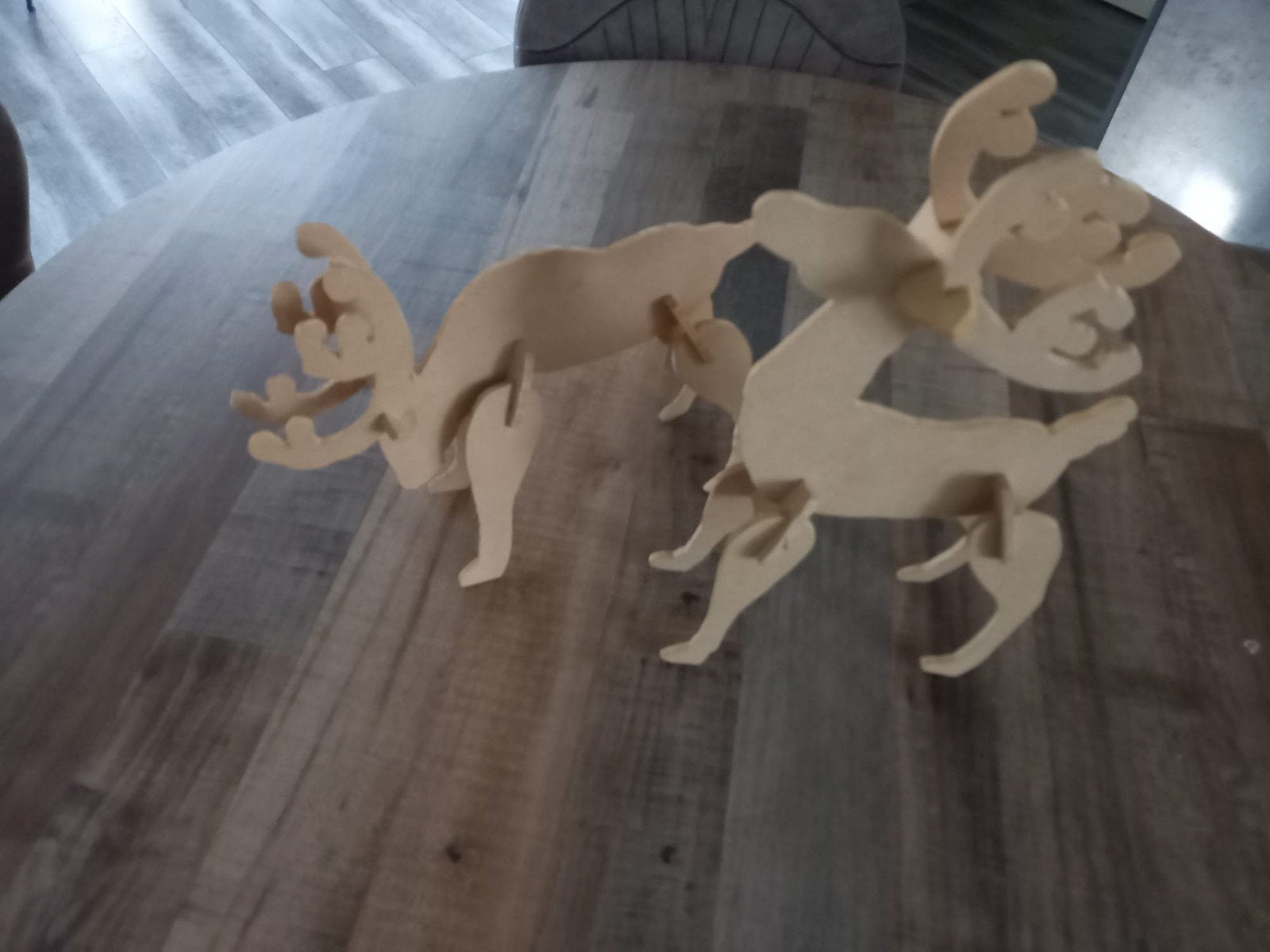 Twee houten rendieren decotatie, Ophalen of Verzenden, Zo goed als nieuw