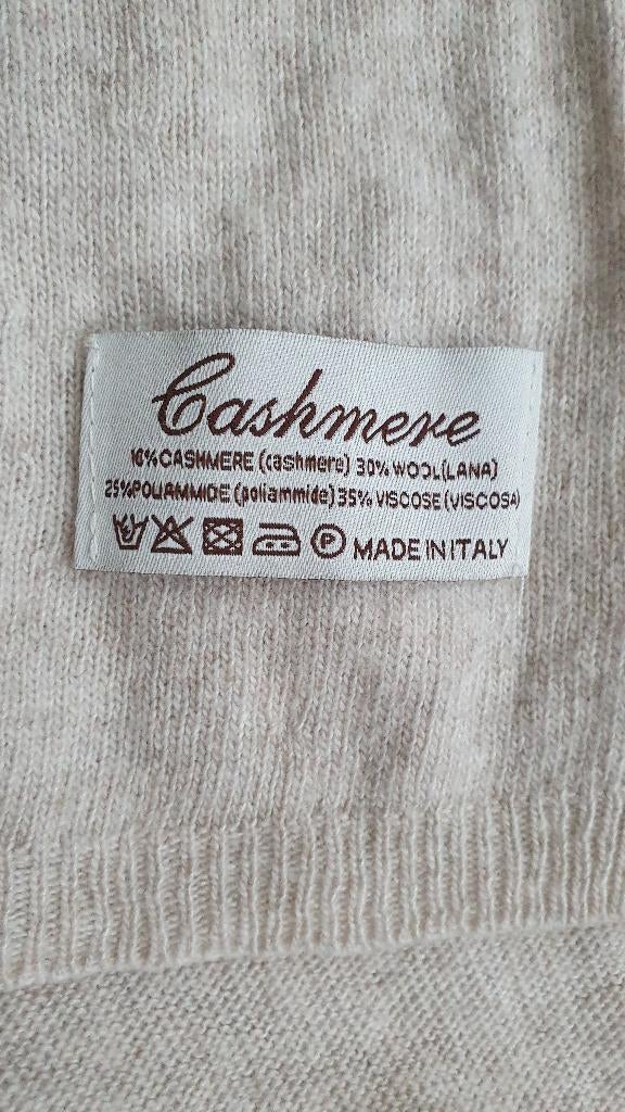 Sjaal: Dames Cashmere sjaal, kleur zand beige made in Italy, Ophalen, Zo goed als nieuw, Maat 46/48 (XL) of groter, Sjaal