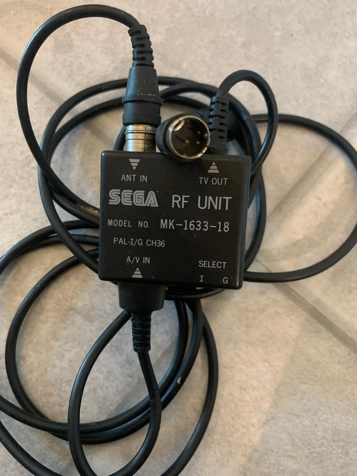 Sega RF Unit MK-1633-18 (Gebruikt), Verzenden, Gebruikt, Zonder controller, Overige modellen