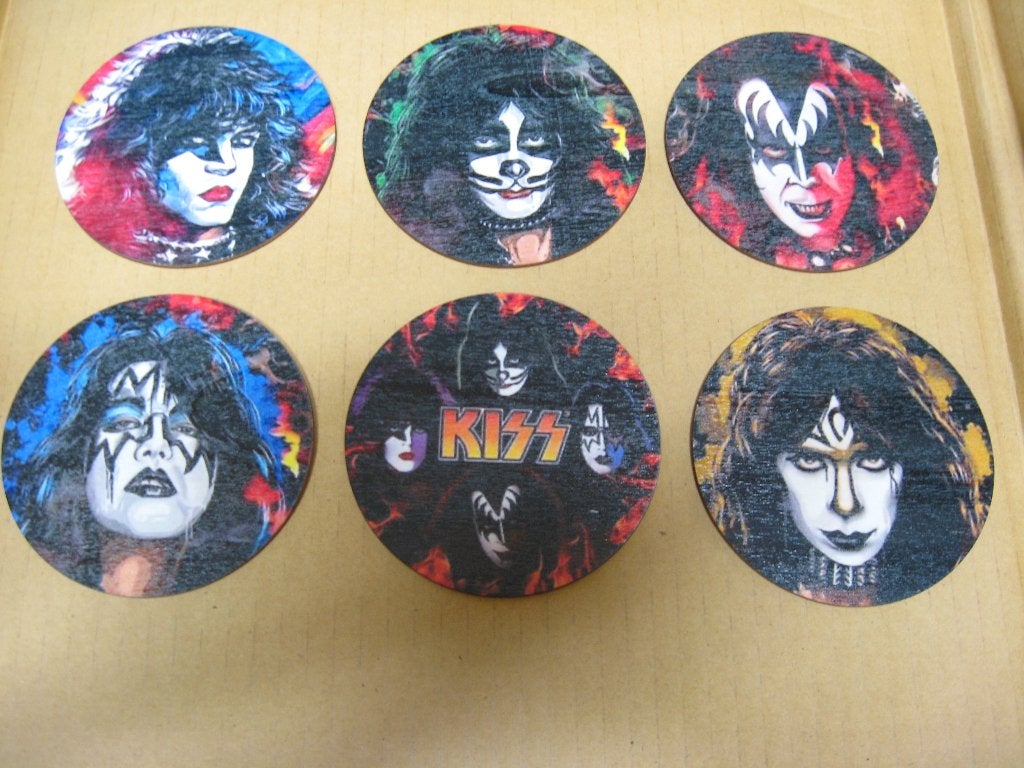 KISS, 7 inch, Ophalen of Verzenden, Beschermende buitenhoes, Nieuw in verpakking